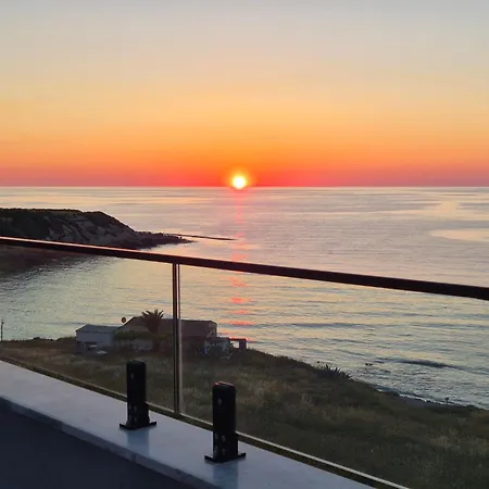 Charming 2-bedroom With Ocean Views In Tatlsu Apartman *