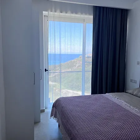 Charming 2-bedroom With Ocean Views In Tatlsu Apartman *