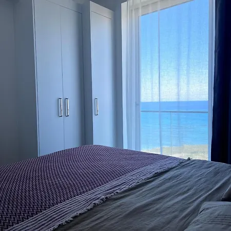 Apartman Charming 2-bedroom With Ocean Views In Tatlsu *
